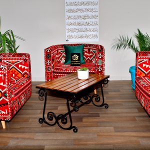 A propos Salon en margoum tunisien rouge