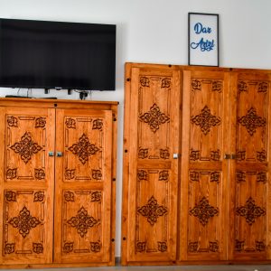 Accueil Armoire et meuble tv en bois filigrane